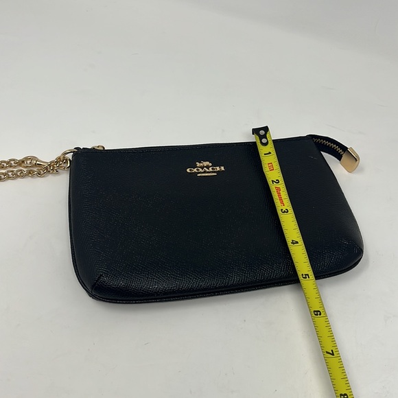 Coach Wristlet Pebbled Leather - Picture 9 of 10